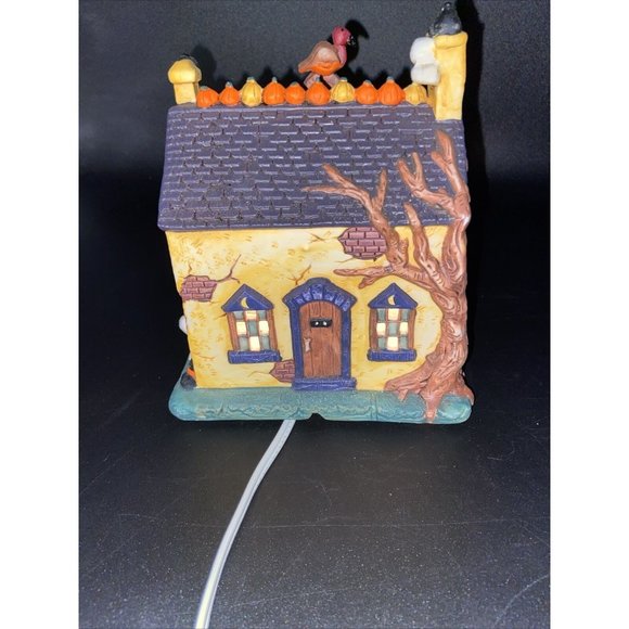Halloween Harvest Trick or Treat Cafe Lighted Porcelain House - Picture 9 of 16